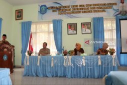 Bupati harapkan jaga eksistensi produk lokal dengan regenerasi pengrajin tenun