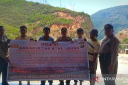 Polsek Muara Batang Gadis kampanye anti karhutla