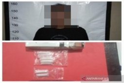 Polisi tangkap pria bawa 10 paket sabu-sabu