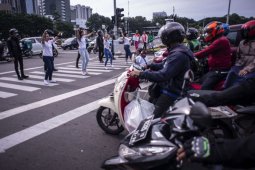 Pertunjukan #SelamatDiJalan