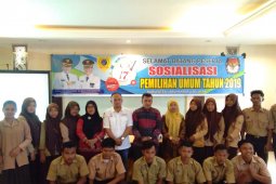 Kesbangpol Labusel gelar sosialisasi Pemilu