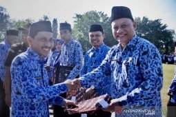 AR Mohammad, Dokter Spesialis Dicintai Masyarakat Pesisir