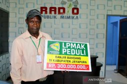 LPMAK membantu korban banjir bandang di Kabupaten Jayapura