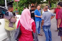 Pejabat Pemkab Buru tidak patuhi bupati