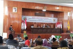 DPRD Kotabaru gelar LKPJ bupati pada malam hari