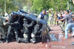 Satpol PP simulasi pengamanan pemilu