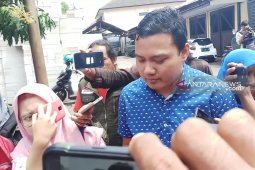 Kasus jalan ambles, Polda Jatim periksa anak Risma (Video)