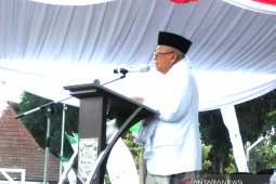 KH Ma'ruf Hentikan Pidatonya Saat Dengar Suara Adzan
