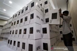 Perampungan final kotak suara KIP Lhokseumawe