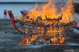 Ritual Bakar Kapal