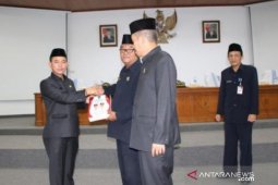 Bupati Bangka sampaikan LKPj kepada DPRD