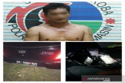 Polisi geledah mobil temukan tiga paketan sabu-sabu