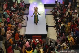 Lomba Rias Pengantin Nusantara