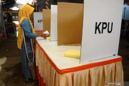 Parpol diminta tempatkan saksi paham pemilu di TPS