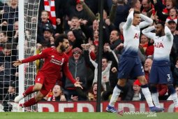 Dibantu gol bunuh diri, Liverpool kalahkan Tottenham 2-1