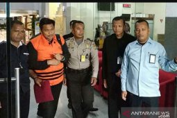 KPK geledah empat lokasi terkait kasus suap distribusi pupuk