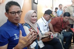 Sandi awali kampanye di Kalbar dengan sarapan "bareng" media