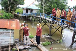 PPNI supports the removal of floating latrines