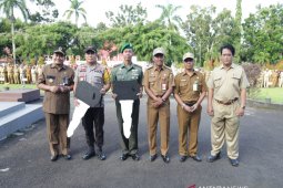 Bupati serahkan 25 kendaraan operasional