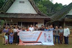 Surat suara terlalu besar, warga Kampung Naga kesulitan
