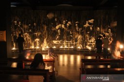 Memaknai perjalanan batin dalam pameran "The Monster: Chapter II Momentum"