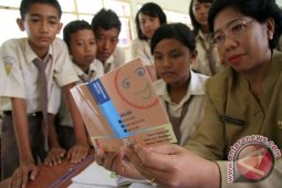 Kadis Dikbud Maluku "bungkam" tentang pencairan dana Bosda Triwulan IV