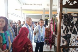 Mendag ingin ada penataan Centra Batik Trusmi Cirebon