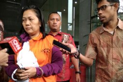 KPK periksa dua tersangka suap distribusi pupuk