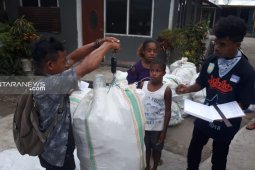 Bank Sampah Pramuka Unipa Manokwari serap sampah plastik dari warga