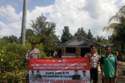 Polsek Bakam pasang spanduk ajakan ke TPS di setiap desa