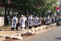 Flasb Mob PKS Depok serukan kemenangan Prabowo-Sandi