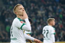 Hanya main seri 1-1 lawan Bremen, Gladbach gagal tempel empat besar