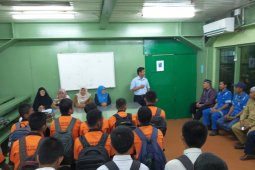 Lulusan SMK cepat diterima kerja dengan program "pernikahan massal"