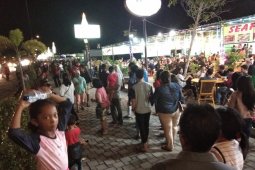 Warga kecewa Jokowi tak datang ke pusat wisata kuliner.