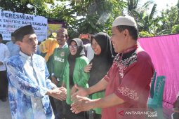 Bupati Gorontalo mengajak masyarakat ciptakan lingkungan sehat