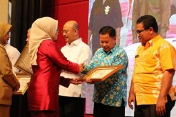 Pemkot Tanjungbalai terima penghargaan dari BPOM RI