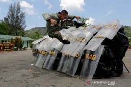 Latihan pengamanan pemilu prajurit Raider