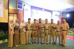 Bupati bersyukur pemkab raih penghargaan pembangunan daerah