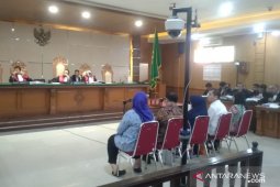 Neneng Yasin mengaku hanya terima Rp10 miliar dari Meikarta