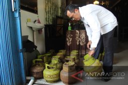 Sidak rumah makan gunakan gas melon