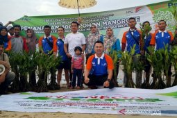 IPC Pangkalbalam gelar "Jumat Bersih" Pantai Baskara