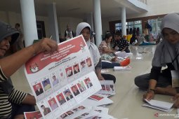 KPU Bangka Tengah pastikan logistik untuk pemilu cukup