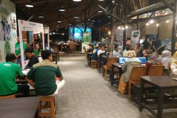 KPU Kalbar gelar "nobar" debat capres dengan berbagai kalangan masyarakat