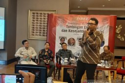Peneliti nilai tugas pemerintah pastikan harga pangan dan lapangan kerja
