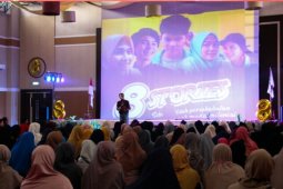 PKS edukasi politik milenial dengan nobar film