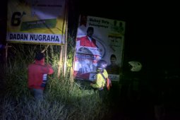 Alat peraga kampanye Pemilu di jalanan Garut ditertibkan