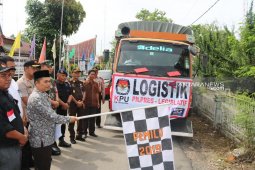 Disaksikan Forkopimda, KPU Tapsel distribusikan logistik ke kecamatan
