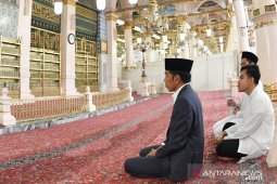 Presiden ziarah ke makam Nabi Muhammad SAW di Madinah