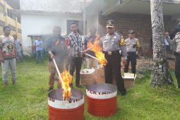 KPU Ambon musnahkan  ribuan surat suara rusak