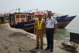 Mesuji terima bantuan hibah satu unit kapal